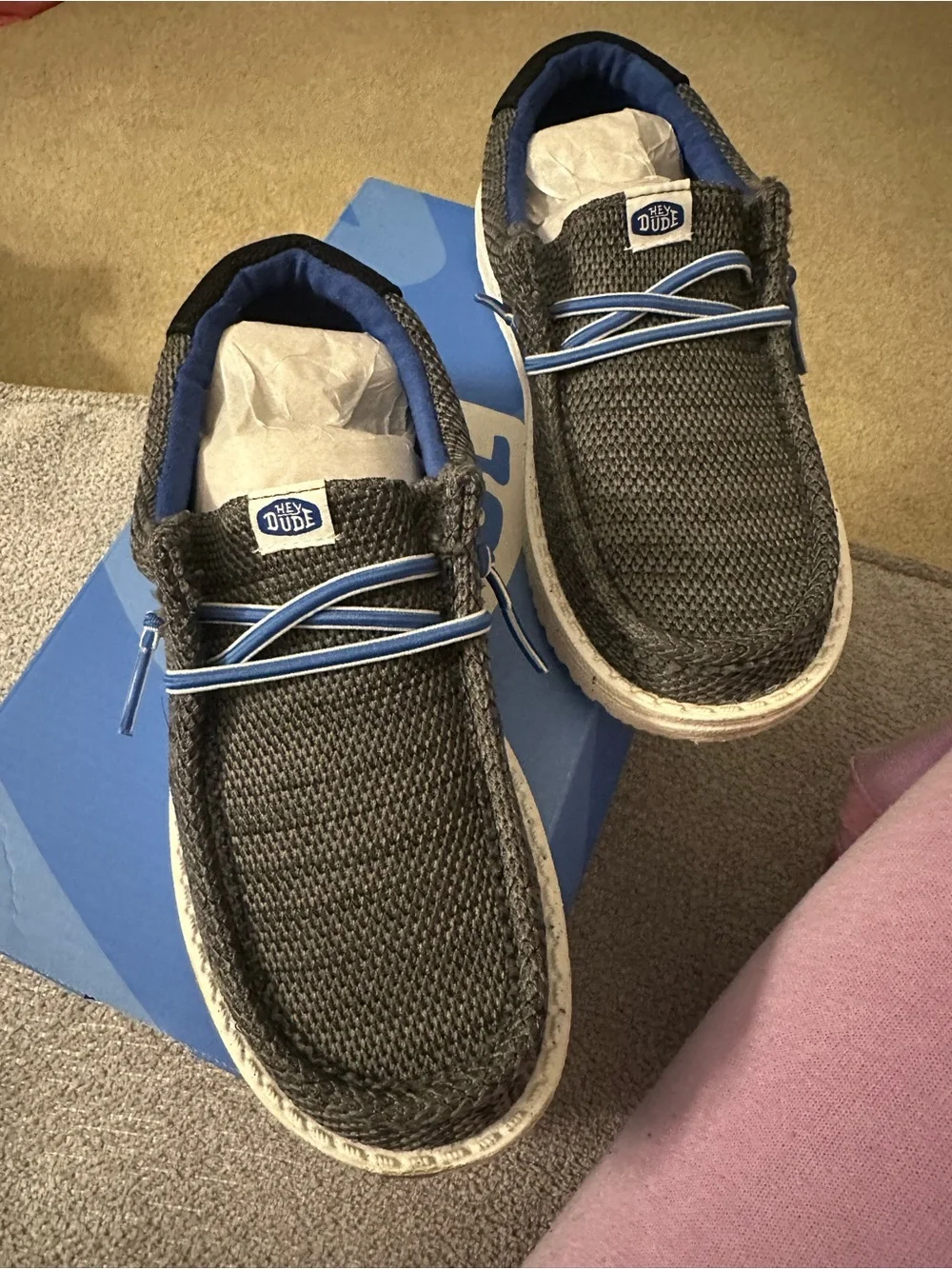 Hey Dude Wally Youth Sox charcoal Casual Shoe size YT2